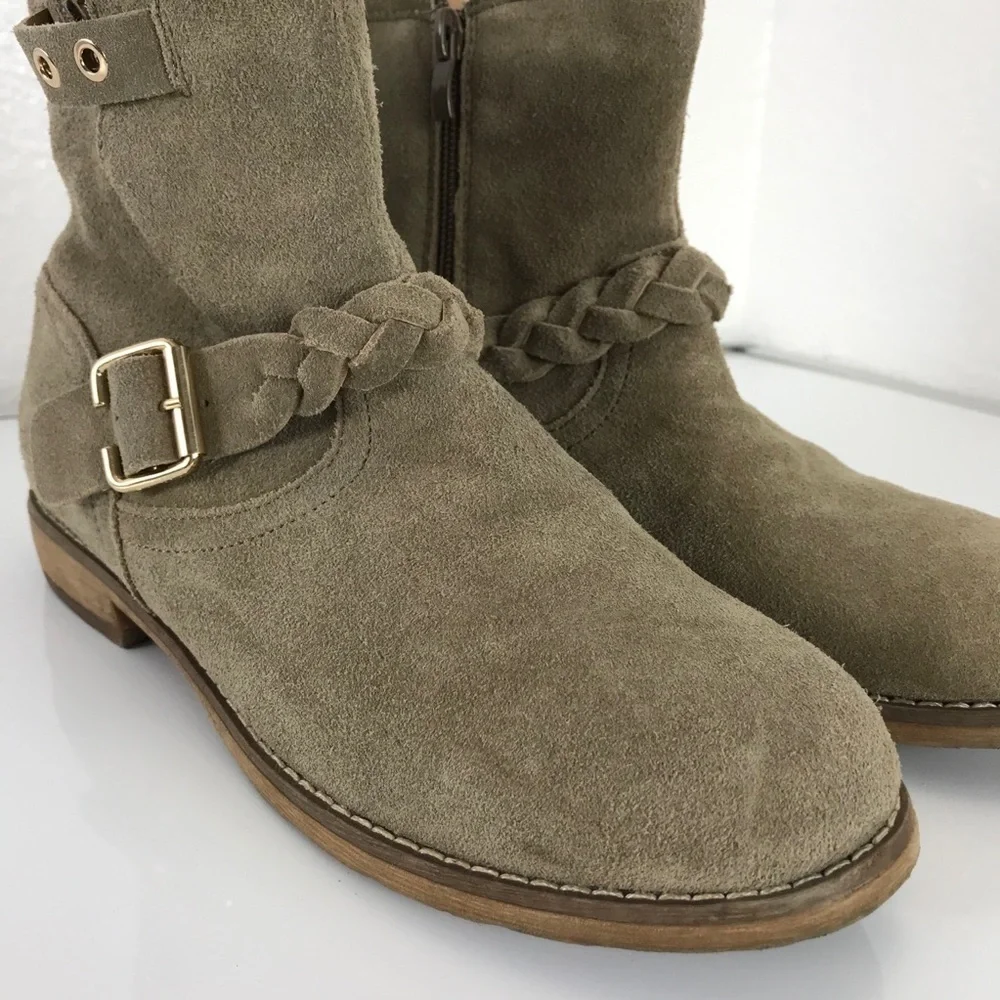 SKECHERS ankle block heel boots 8 womens beige sage suede leather western Boho